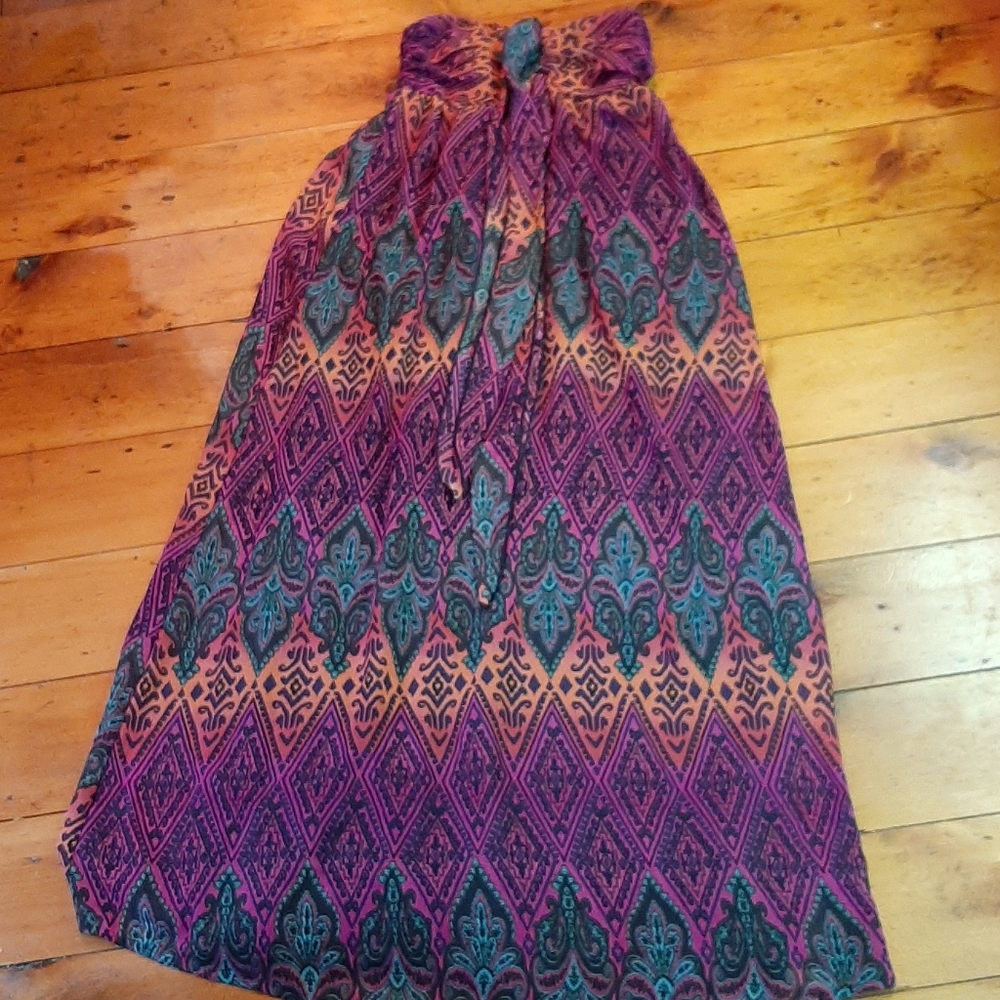 Xhilaration maxi printed dress with shirred top